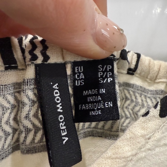 Vero Moda Black and White Patterned Maxi Dress Small - Picture 5 of 10